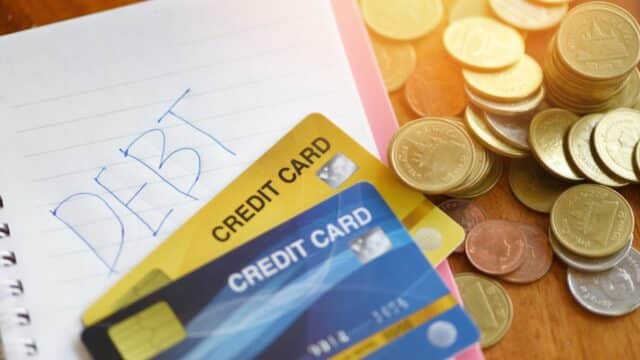 Controlar Gastos: Benefícios de definir limites de gastos com cartão de crédito